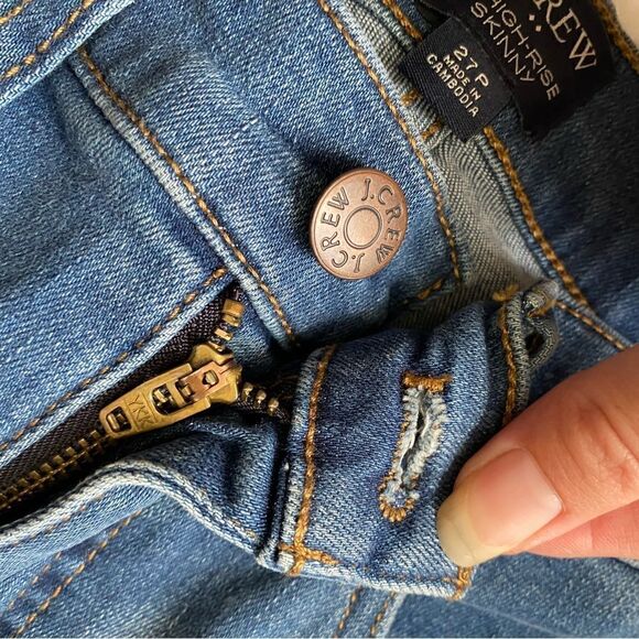 J. Crew 9” High Rise Skinny Re Imagined Jeans Womens Size 27 P - Picture 5 of 8